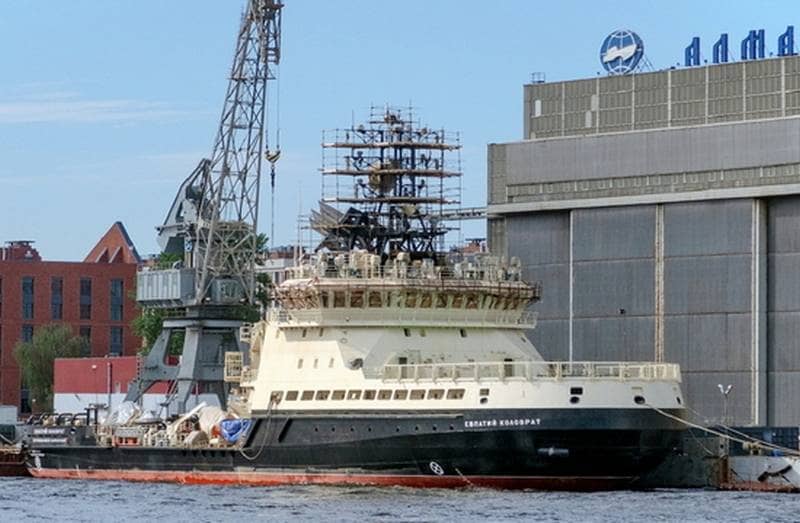 строительство 3 ледокола в интересах ВМФ РФ