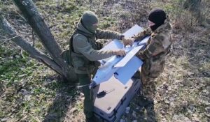 ударный FPV-дрон самолетного типа