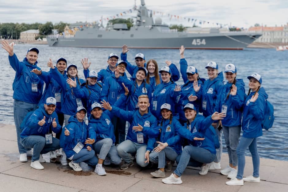 Волонтеры Победы сопроводят военно-морской парад