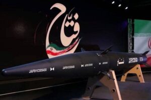Иран представил гиперзвуковую баллистическую ракету