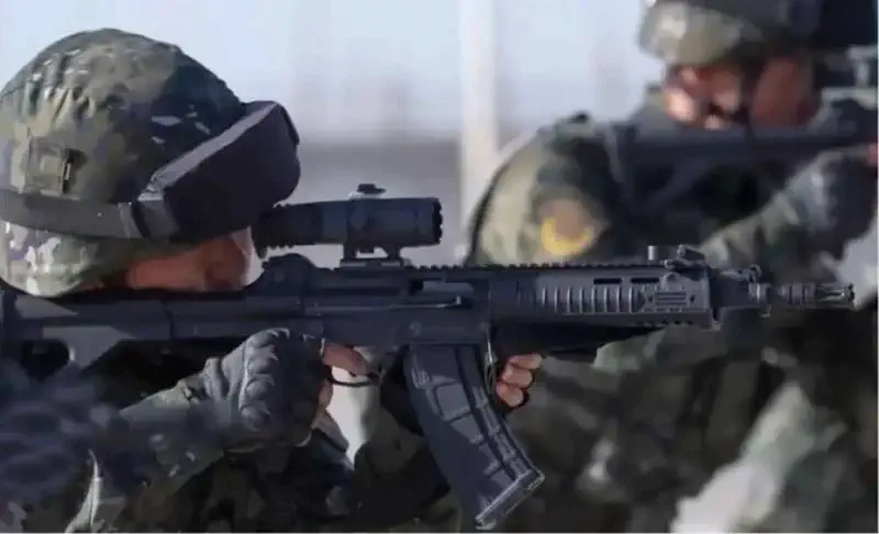 Китай вооружает спецназ новой короткоствольной штурмовой винтовкой QBZ-192