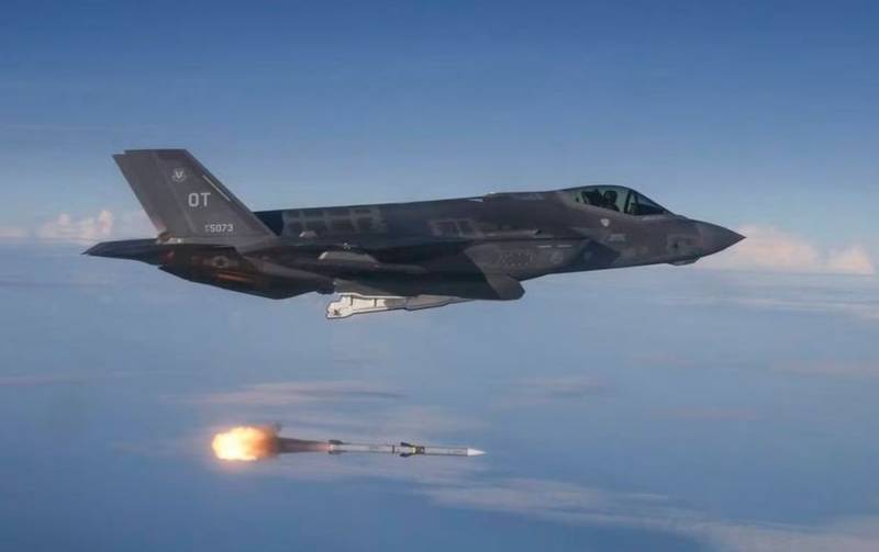 F-35 и ракета класса «воздух – земля»