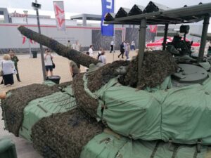 Экраны и «шторки» над башней танка: для чего они нужны