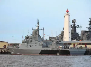 МРК «Буря» проекта 22800 «Каракурт» провёл зенитные стрельбы