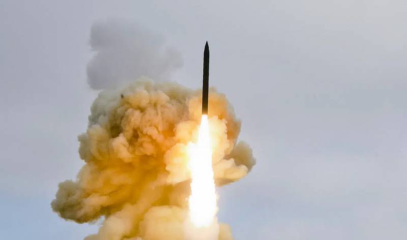 США научились перехватывать баллистические ракеты средней дальности системой GMD