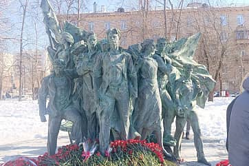 В Москве открыли памятник «Молодой гвардии»