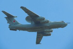 Новейший российский самолёт дальнего радиолокационного обнаружения и управления А-100 совершил очередной испытательный полёт.