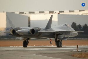 ОАК передала Минобороны России партию Су-57 и Су-35С