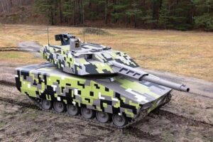 Первые испытания БМП KF41 Lynx в зоне СВО