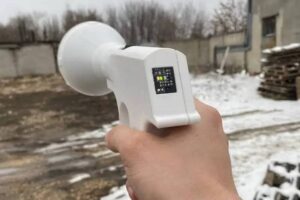 В зоне СВО испытают первый в России пистолет-сеткомет FPV-дронов