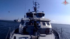 ВМФ России провели учения по уничтожению кораблей в Балтийском море