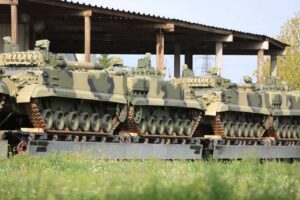 Новая партия боевых машин пехоты БМП-3 отправилась в войска