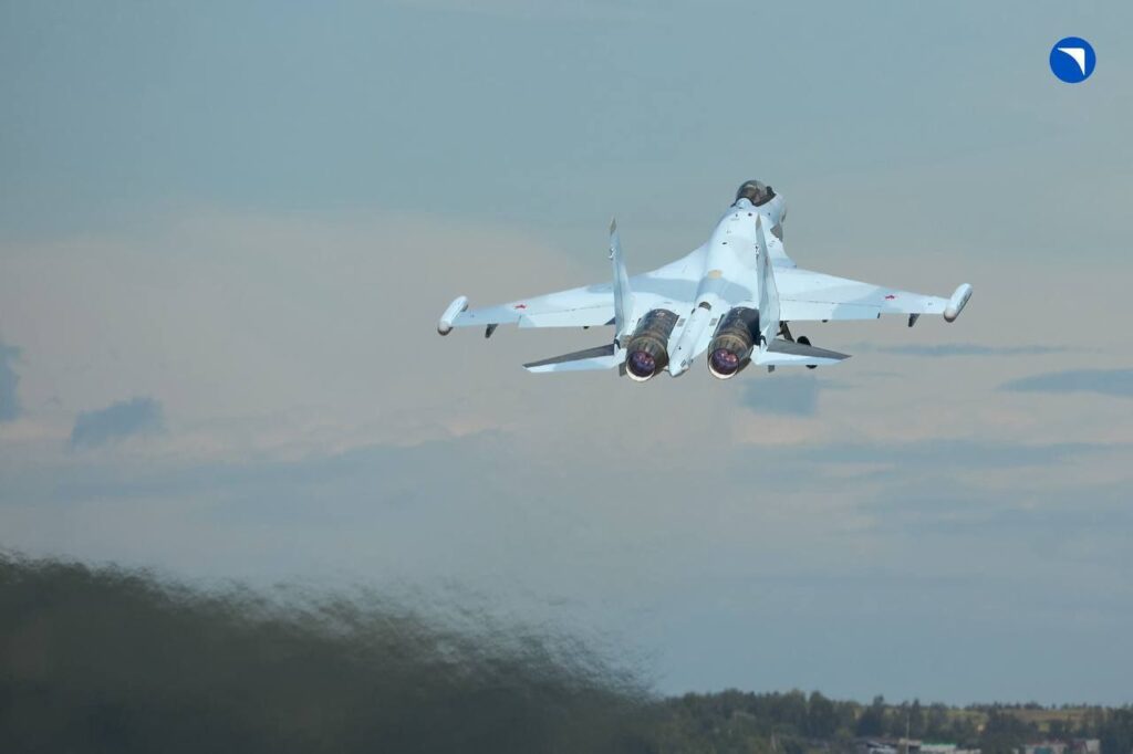 Войска получили партию новых истребителей СУ-35С