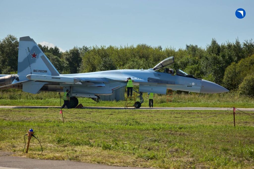 Войска получили партию новых истребителей СУ-35С
