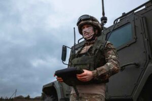 ВС РФ получили машины управления огнем артиллерии «Планшет -М-ИР»