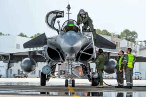 ВВС Индонезии получат первую партию истребителей Rafale