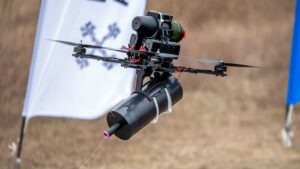 Американское ФБР ищет поставщиков оптоволоконных FPV-дронов
