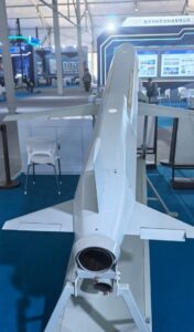 Новый китайский высокоскоростной малозаметный дрон YS-1