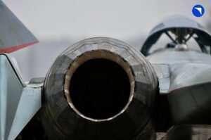 Су-57 впервые поднялся в небо с перспективным двигателем пятого поколения