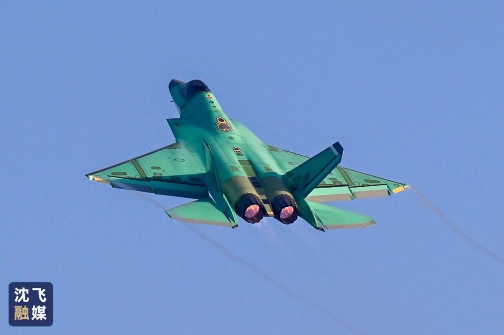 США опасаются значительного роста экспорта китайских истребителей