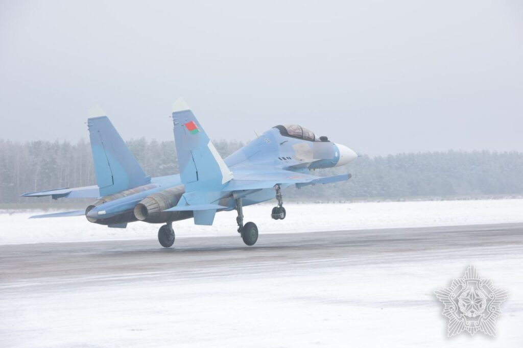 Белоруссия получила очередные истребители Су-30СМ2