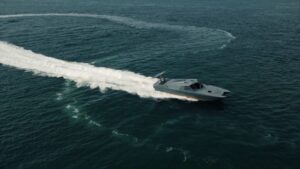 В Персидском заливе замечен сверхскоростной катер ВМС КСИР «Хейдар‑110»