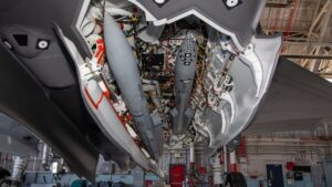 Вскрылись недостатки ракет "воздух-воздух" AMRAAM в сравнении с Meteor