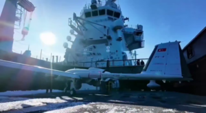 Турция показала боевой пуск Bayraktar TB3 с УДК TCG Anadolu
