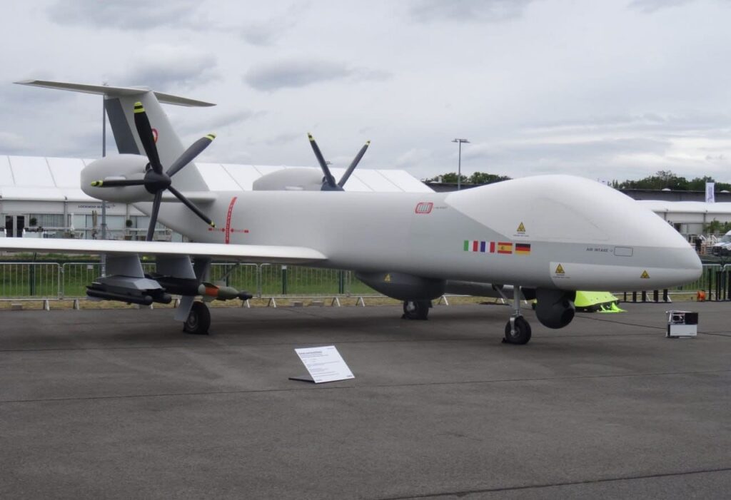 Франция все еще делает ставку на Eurodrone, но с видом на будущее
