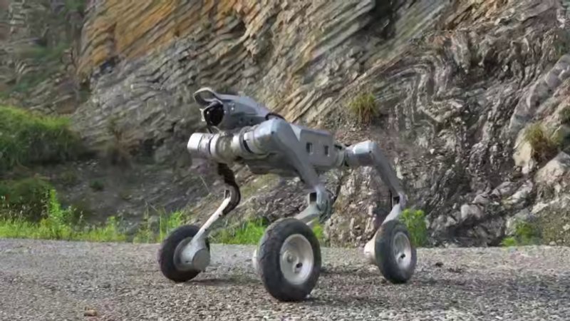 Китайская компания Unitree Robotics представила нового робопса As2-W