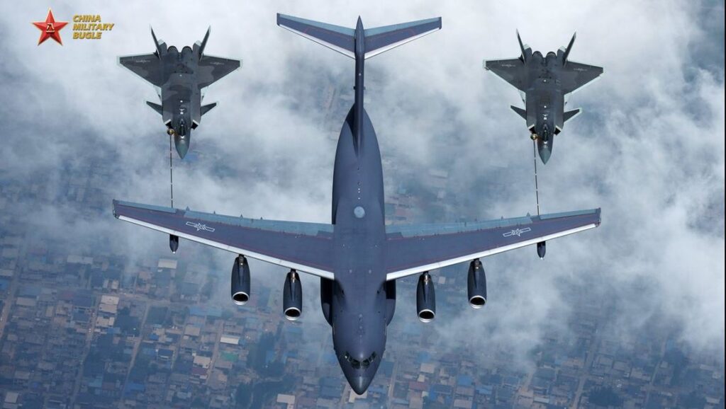 Китай показал самолет-заправщик ВВС НОАК YY-20A